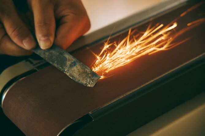 authentic-knife-making-experience-at-a-blacksmith-in-kyoto-2