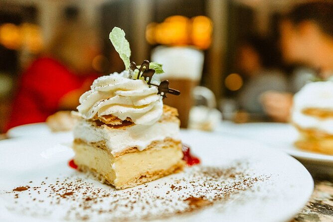 award-winning-prague-evening-old-town-food-tour-4-drinks-incl
