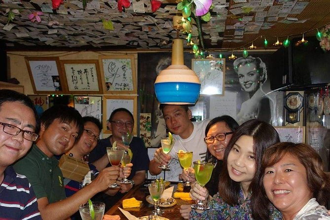 bar-hopping-with-local-food-with-a-guide