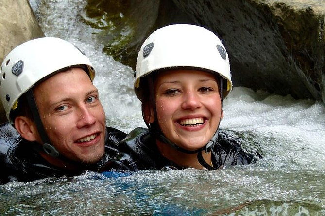 beginner-canyoning-in-the-starzlachklamm