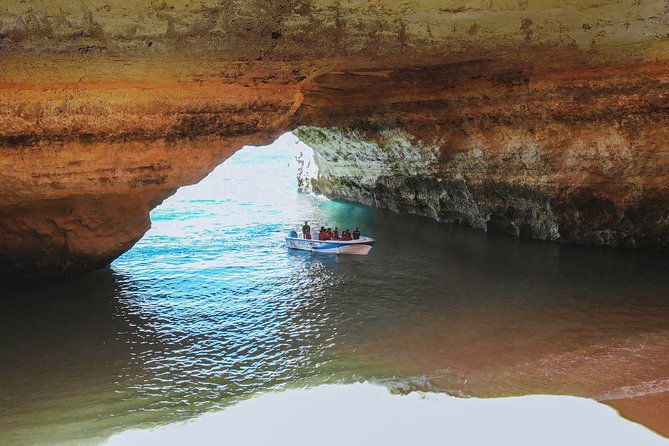 benagil-boat-tour-with-local-guide