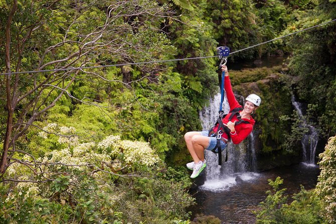 big-island-zipline-over-kolekole-falls