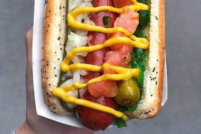 bikes-bites-and-brews-chicagos-signature-dishes-bike-tour