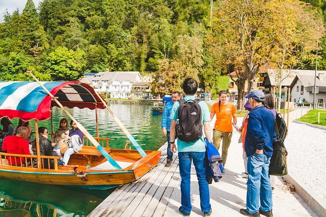bled-lake-with-postojna-cave-castle-small-group-day-trip-from-ljubljana