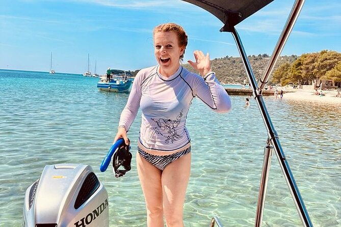 blue-lagoon-tour-from-split-with-bottled-water-and-wine-included