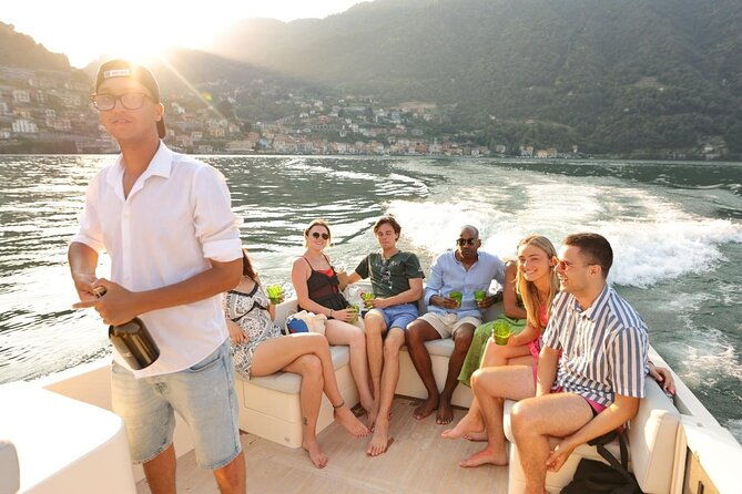 boat-party-on-lake-como-open-bar