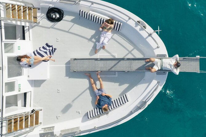 boat-tour-of-the-bay-of-palma-with-snorkeling-and-drink