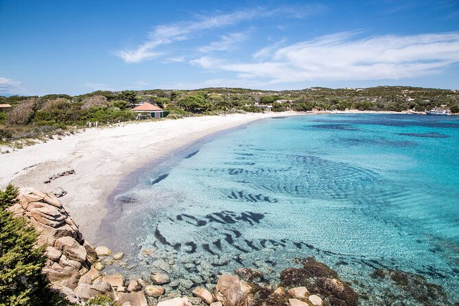 boat-trip-la-maddalena-archipelago-departure-from-palau