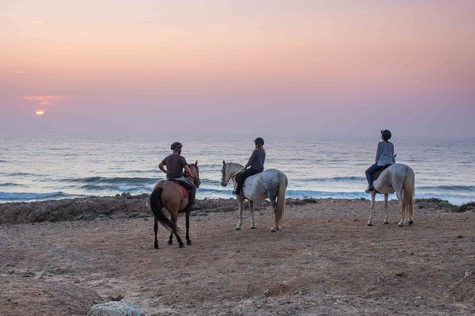 bordeira-beach-horse-riding-tour-at-sunset