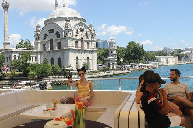 bosphorus-lunch-cruise-opportunity-to-swim-in-black-sea-in-summer