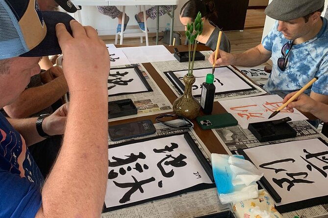 calligraphy-class-for-beginners-in-a-century-old-japanese-house