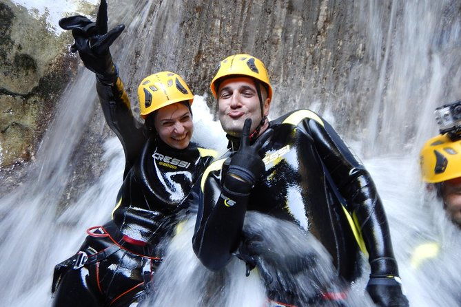 canyoning-in-nevidio-canyon