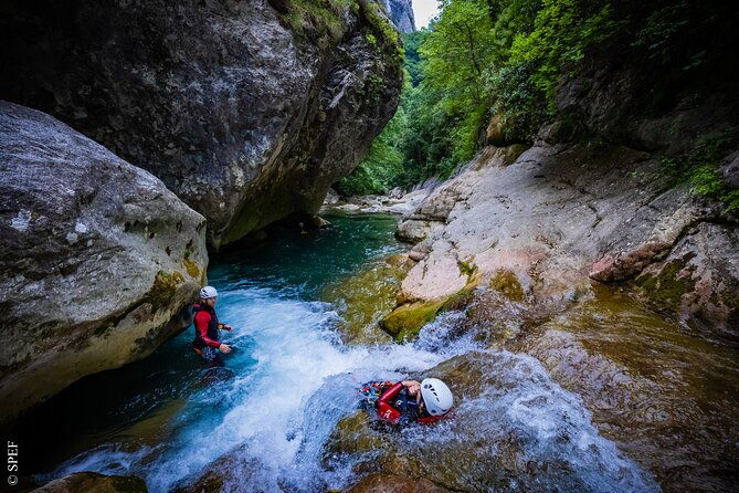 canyoning-in-the-gorges-du-loup