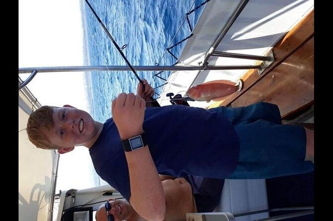 captain-manolis-fishing-with-barbecue-on-the-boat
