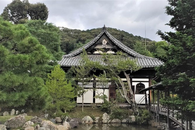 carefree-private-exploration-of-fushimi-inari-gion-kiyomizudera-and-more