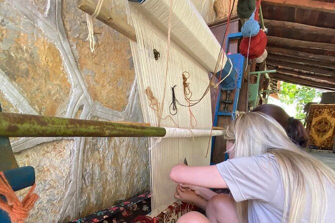 carpet-weaving-art-lessons-experience