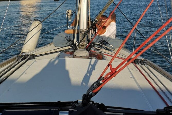 cascais-romantic-private-2h-cruise-with-sparkling-wine