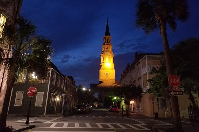 charlestons-pleasing-terrors-night-time-walking-ghost-tour