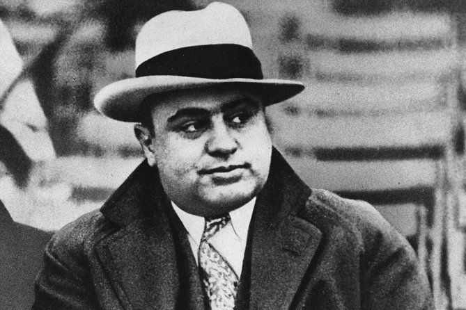 chicago-gangsters-and-ghosts-walking-tour