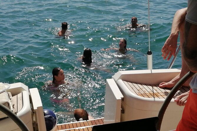 coastal-tour-on-a-luxury-sailing-yacht-from-vilamoura
