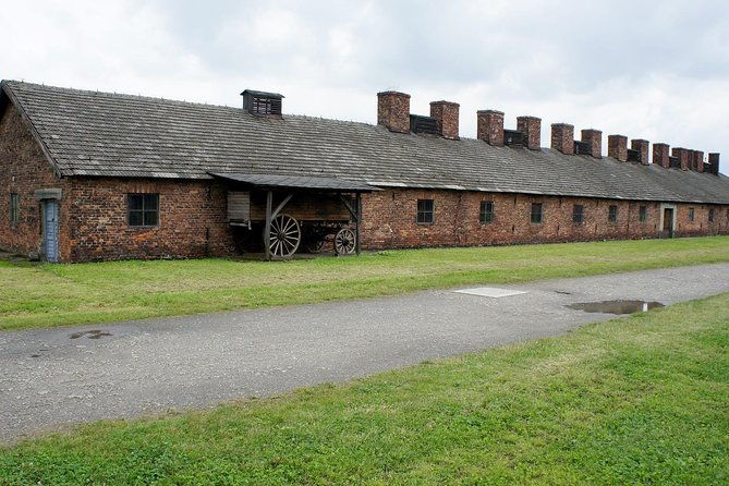 combined-auschwitz-birkenau-and-salt-mine-private-chauffeur-from-krakow