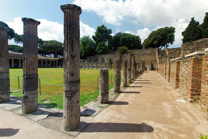 complete-pompeii-skip-the-line-tour-with-archaeologist-guide