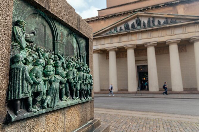 copenhagen-private-tour-highlights-hidden-gems-by-bike-or-foot