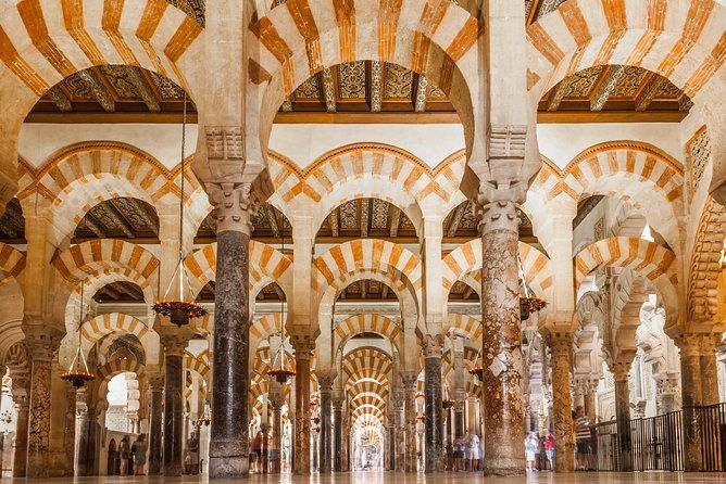 cordoba-mosque-jewish-quarter-guided-tour-with-tickets