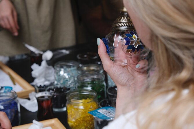craft-and-shine-create-a-mosaic-lamp-in-istanbul-grand-bazaar