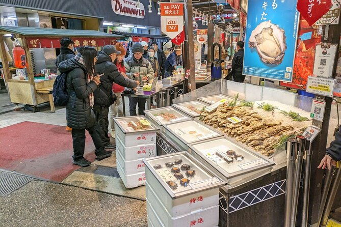 day-tour-from-kanazawa-gold-leaf-japanese-sweets-and-ninja-star