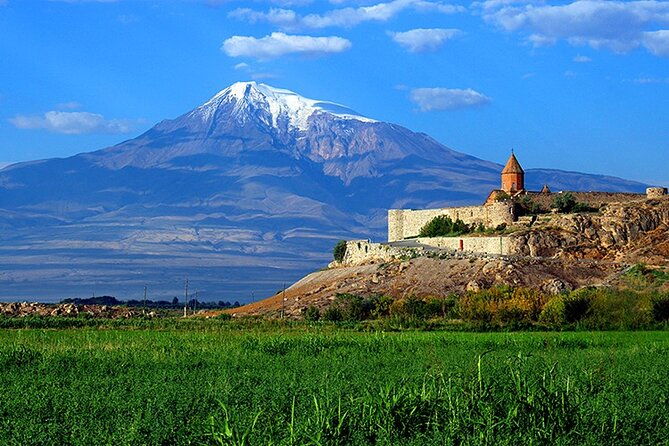 day-trip-to-khor-virap-noravank-areni-cave-wine-tasting