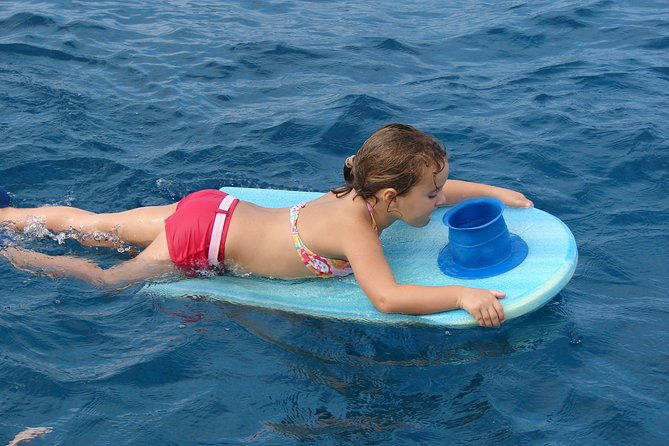 deluxe-snorkel-dolphin-watch-aboard-a-luxury-catamaran-from-kailua-kona