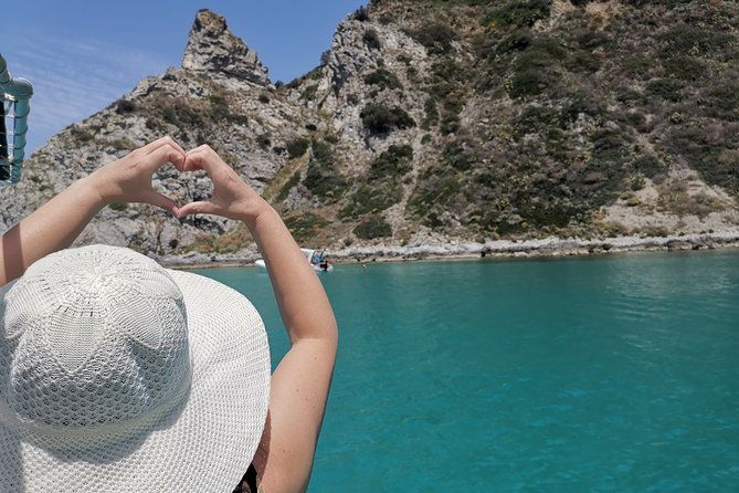 dinghy-excursion-exclusive-private-adventure