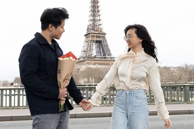eiffel-and-la-seine-photo-shoot-paris-photographer