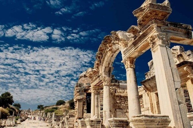 ephesus-tour-with-virgin-mary-from-izmir-all-inclusive