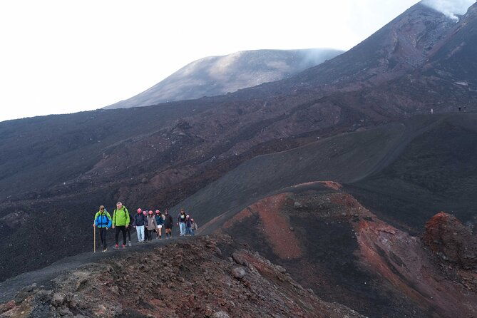 etna-excursion-3000-meters-with-4x4-cable-car-and-trekking