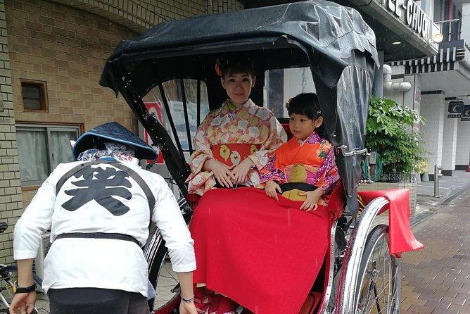 exiting-rickshaw-ride-and-kimono-experience