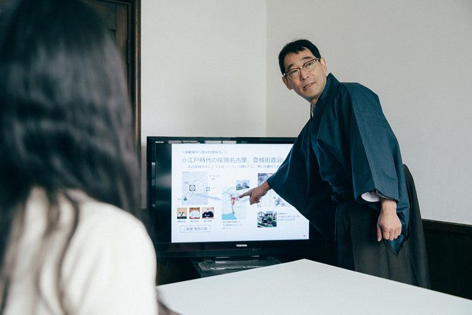 experience-japanese-calligraphy-tea-ceremony-at-a-traditional-house-in-nagoya