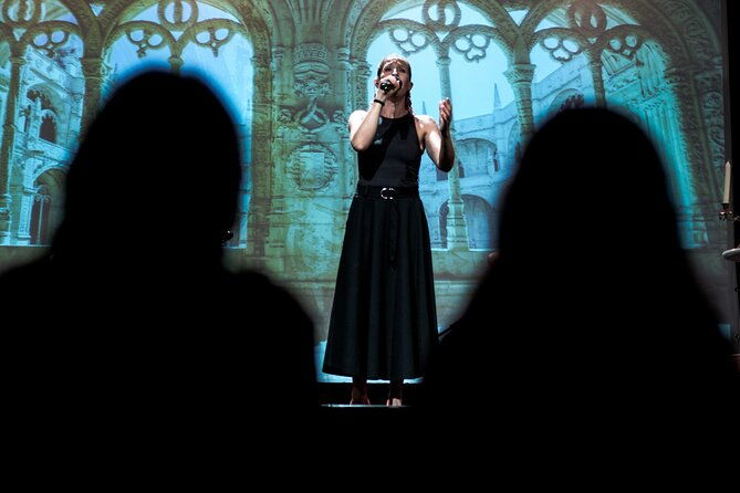 fado-in-chiado-live-show-in-lisbon-on-stage-for-over-15-years