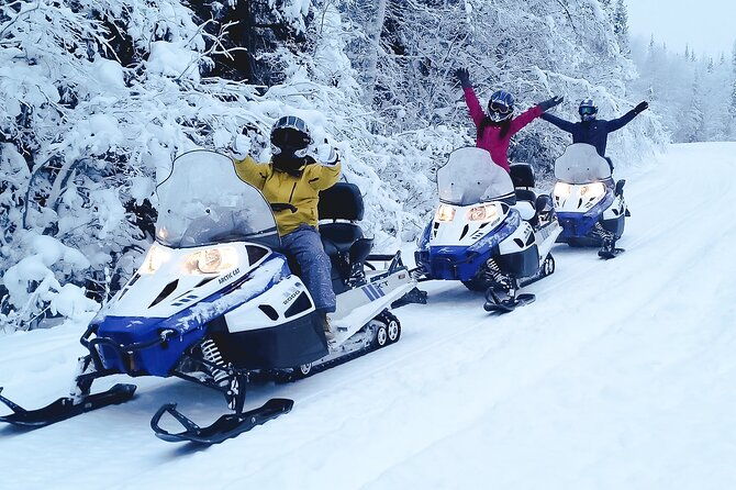 fairbanks-snowmobile-adventure-from-north-pole