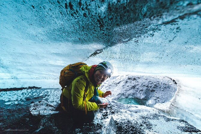 fasttrack-ice-cave-tour