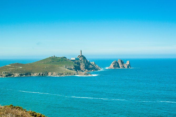finisterre-costa-da-morte-private-day-tour-from-santiago-de-compostela