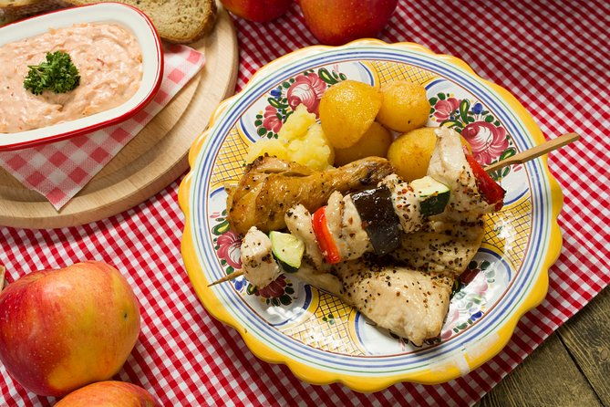 folklore-dinner-with-unlimited-drinks-4course-menu