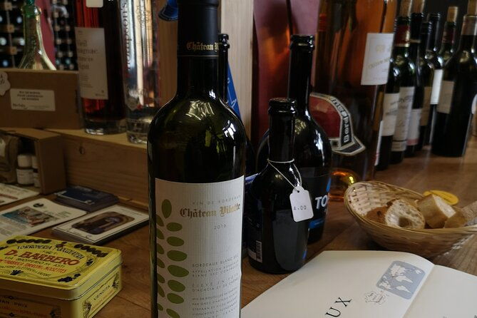 food-history-tour-in-bordeaux-old-town-with-local-guide