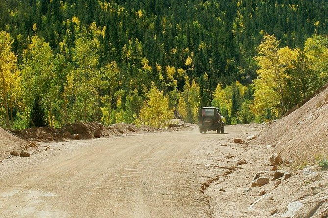 foothills-history-and-garden-of-the-gods-jeep-tour