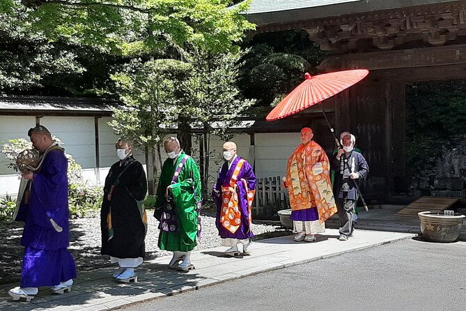 full-day-hiking-tour-at-mt-takao-including-hot-spring