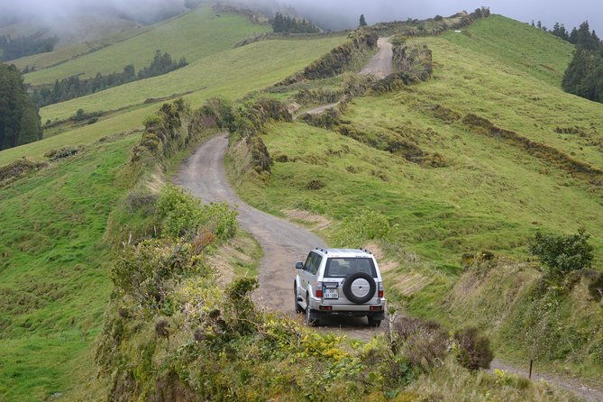 full-day-jeep-tour-sete-cidades-and-ferraria
