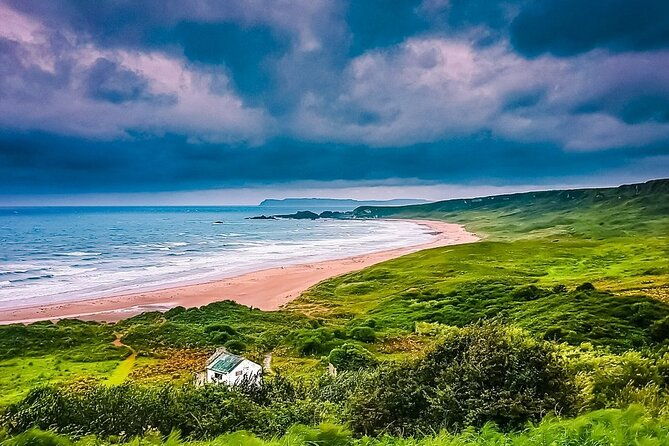 full-day-private-tour-of-giants-causeway-with-pick-up