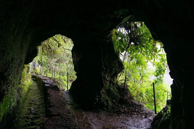 full-day-self-guided-hike-in-caldeirao-verde-levada