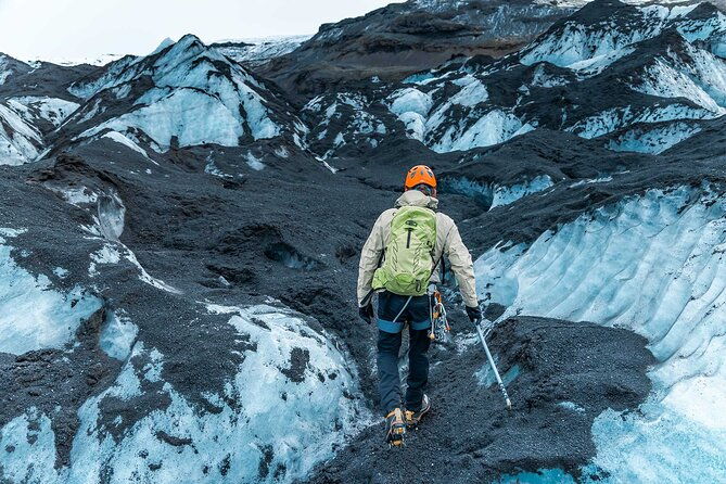 glacier-hike-w-photos-south-coast-waterfalls-black-sand-beach